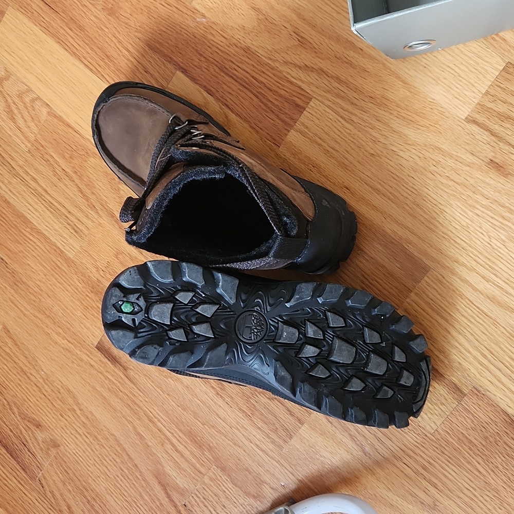 Timberland - Picture 3 of 5